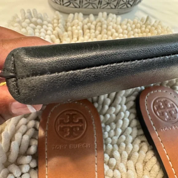 Tory Burch Tan Sandals and wristlet - Picture 6 of 7